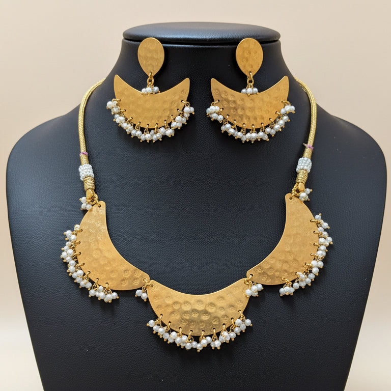 The Brass and Pearl Necklace set
