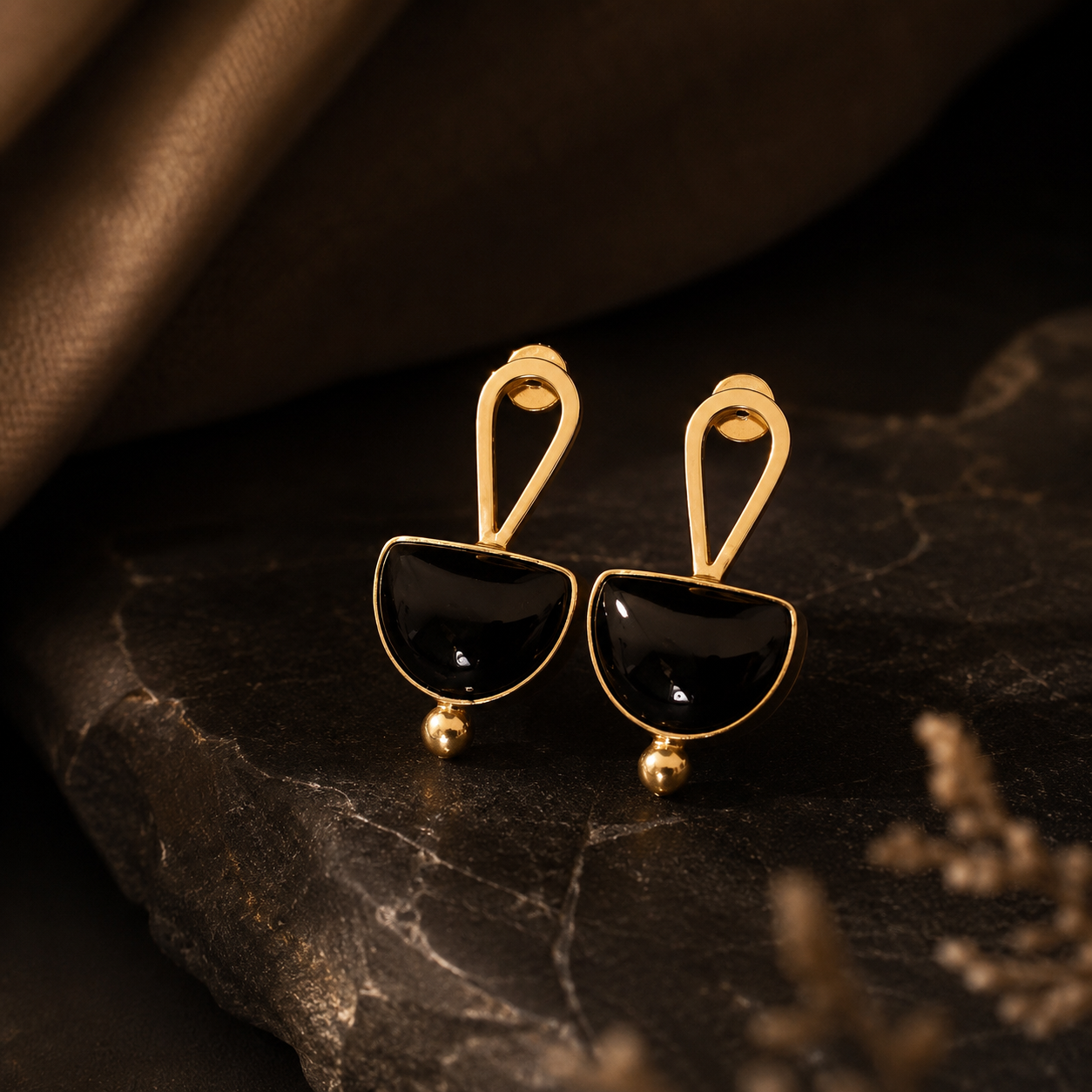 Black beauty Earrings