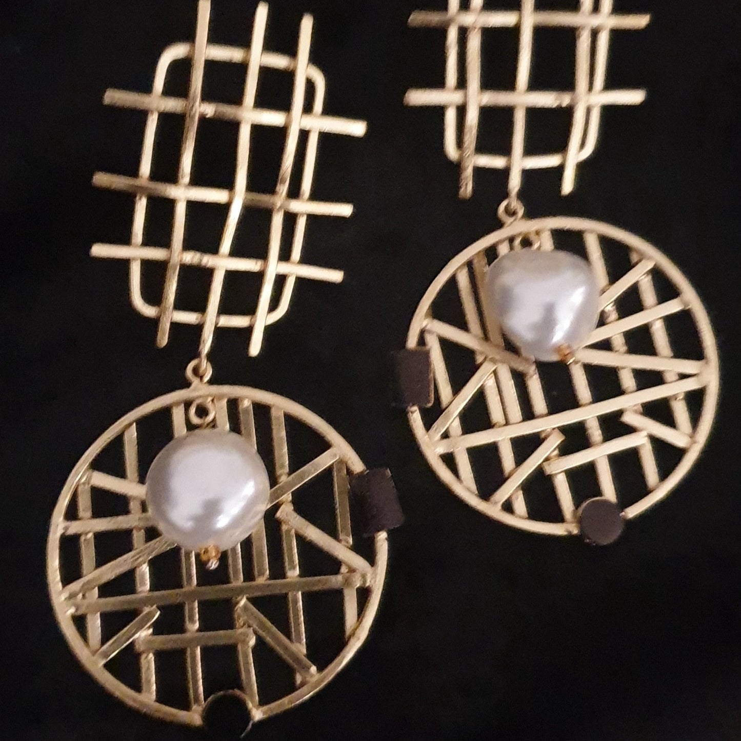 Beautiful earrings , gift ideas