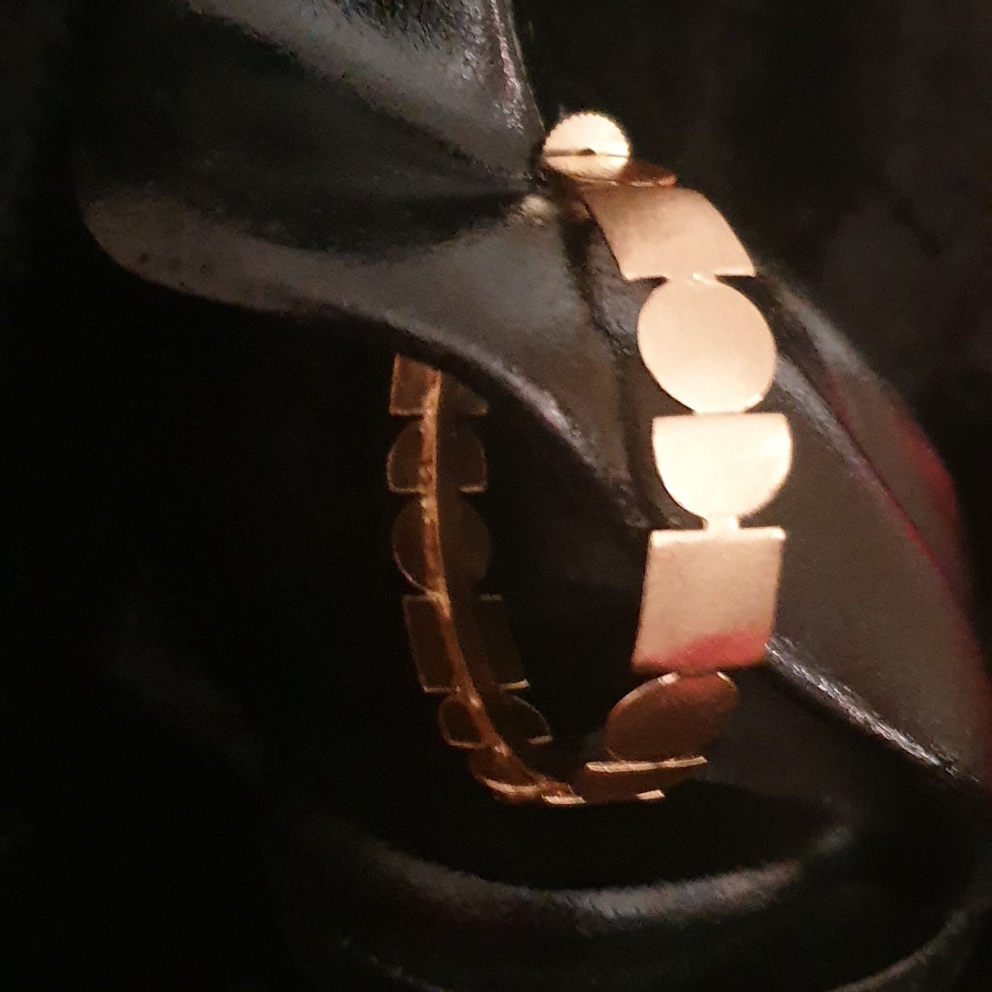 The Geometric Hoop