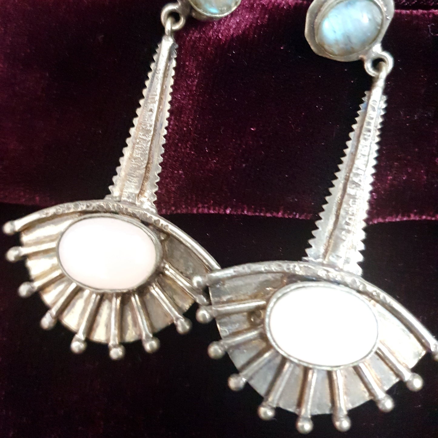 jewellerydesigner makersgonnamake handmadejewellery inspiremyinstagram smallbusiness handmadeisbetter shopsmall jewelrybox handcraftedjewelry jewellery stores near me supportthemakers craftsposure jewelryartist handmadebusiness