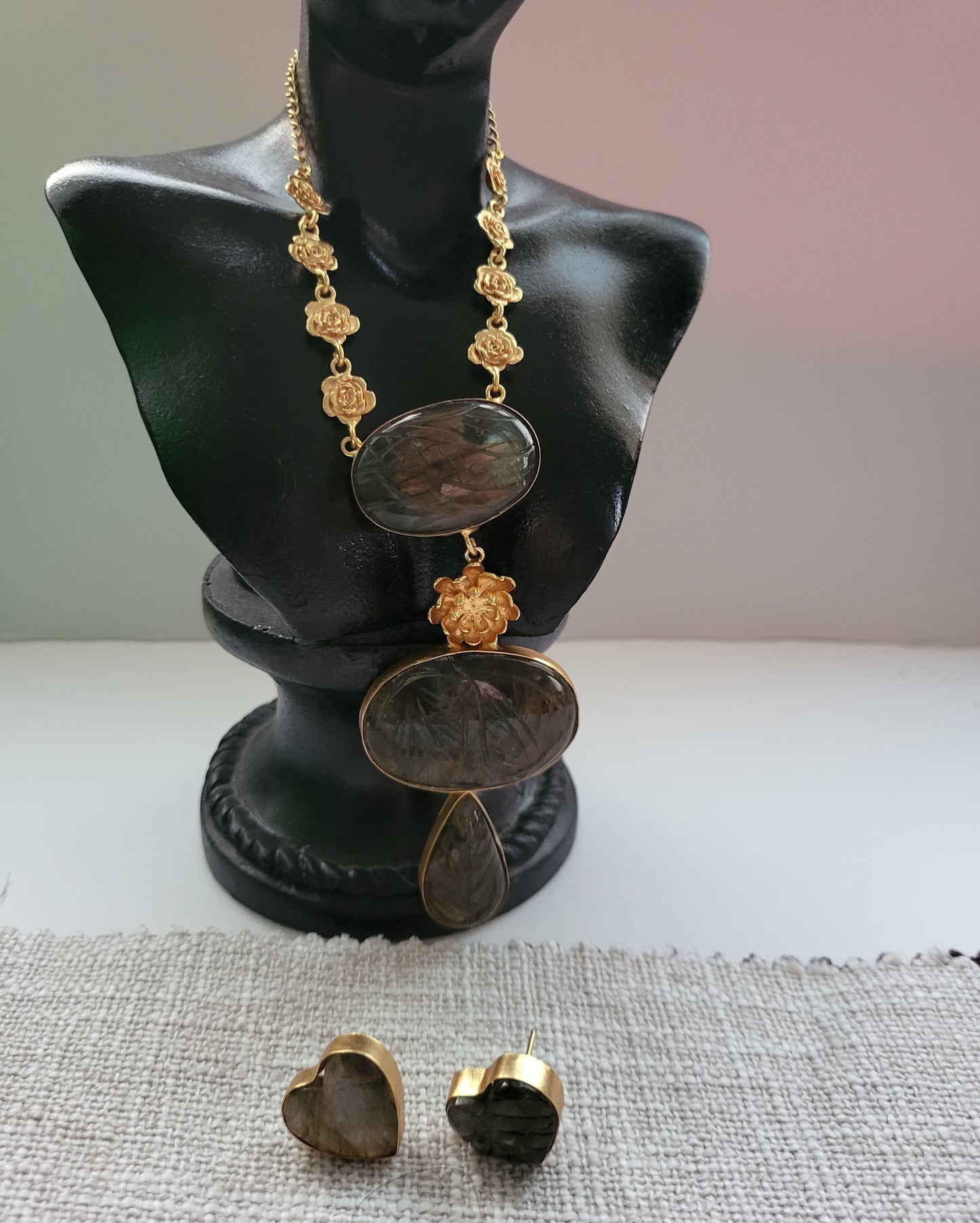 Black Gemstone Necklace Set