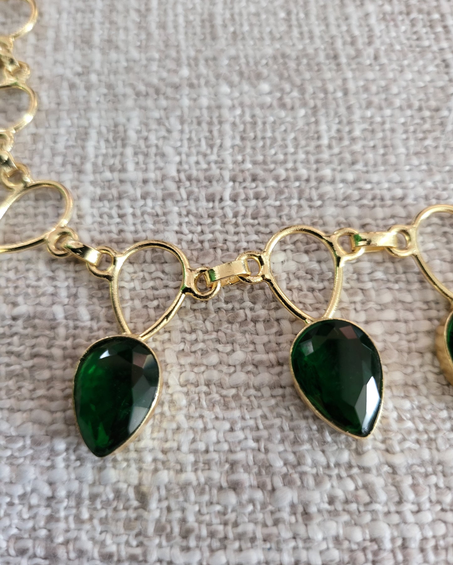 Green Stone Tear Drop Necklace