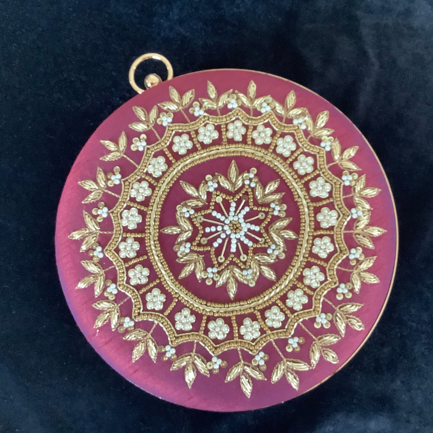 jewellerydesigner makersgonnamake handmadejewellery inspiremyinstagram smallbusiness handmadeisbetter shopsmall jewelrybox handcraftedjewelry