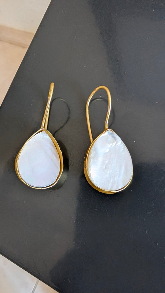 Teardrop hoops