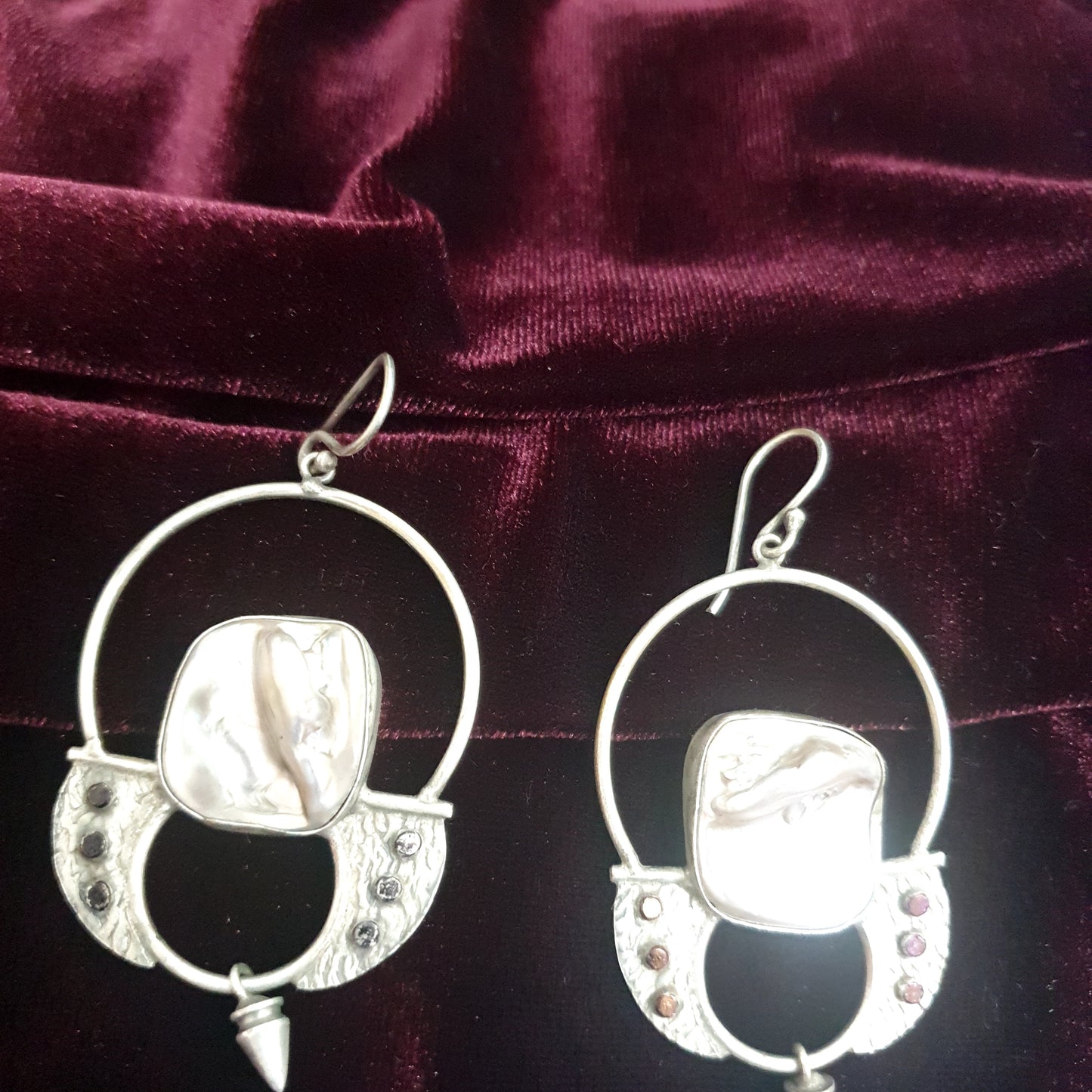 The White Uncut bead Earrings