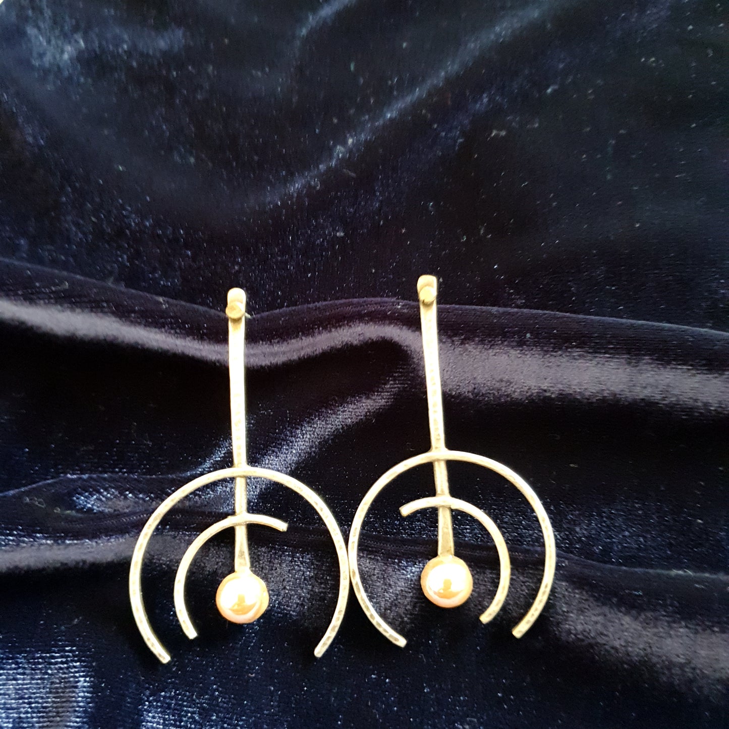 The Dot and Circle Earrings