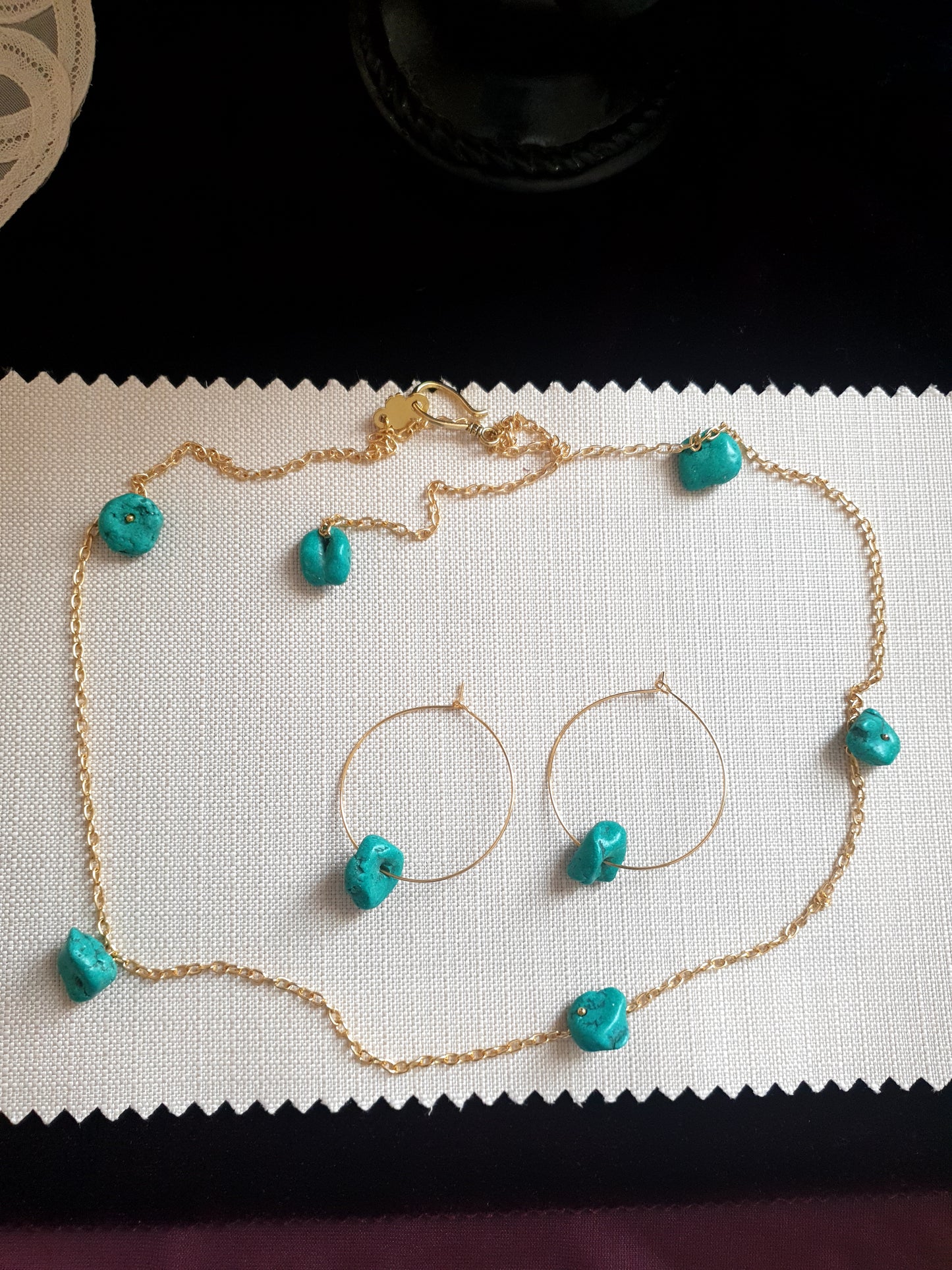 The simple Blue Green Necklace