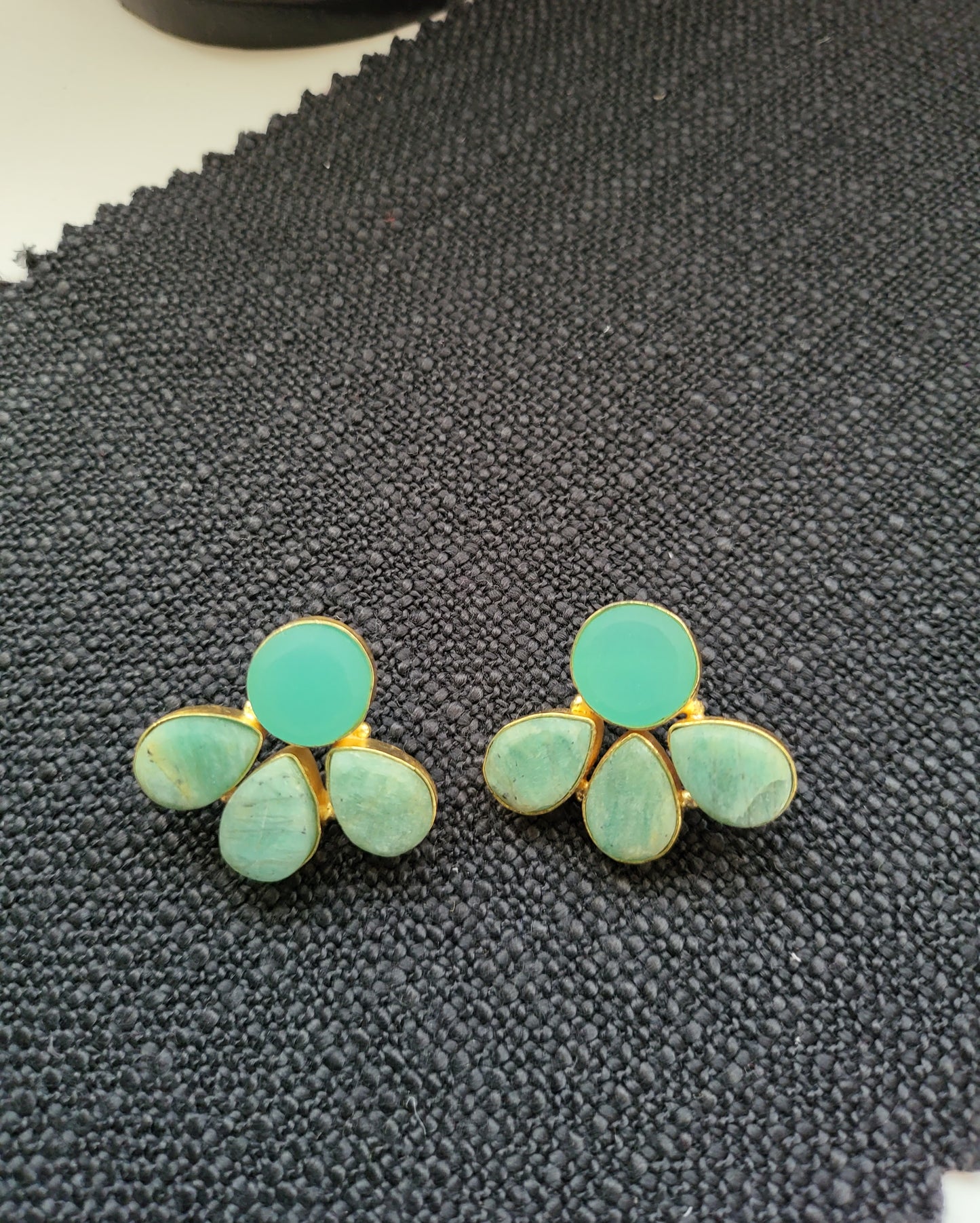 Light Green Stud