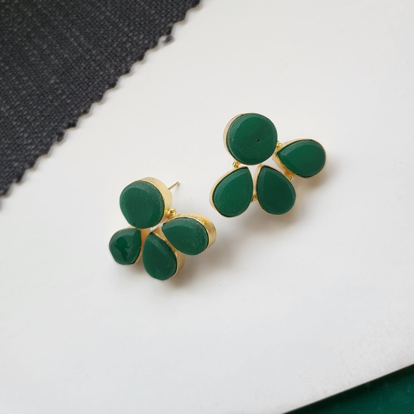 Green 3 pearl drops