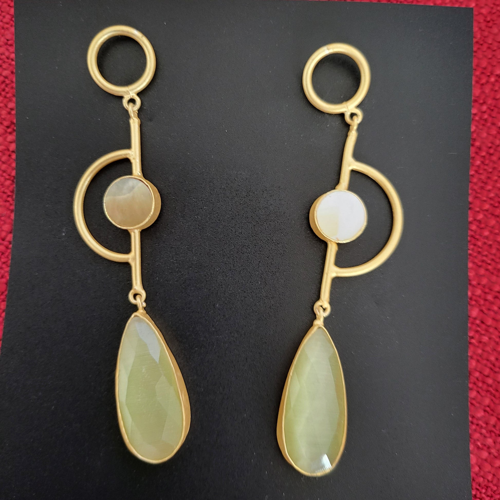 jewellerydesigner makersgonnamake handmadejewellery inspiremyinstagram smallbusiness handmadeisbetter shopsmall jewelrybox handcraftedjewelry