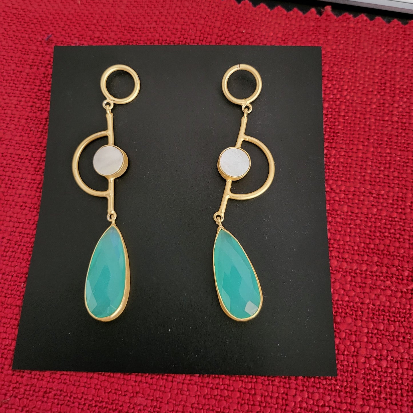 jewellerydesigner makersgonnamake handmadejewellery inspiremyinstagram smallbusiness handmadeisbetter shopsmall jewelrybox handcraftedjewelry