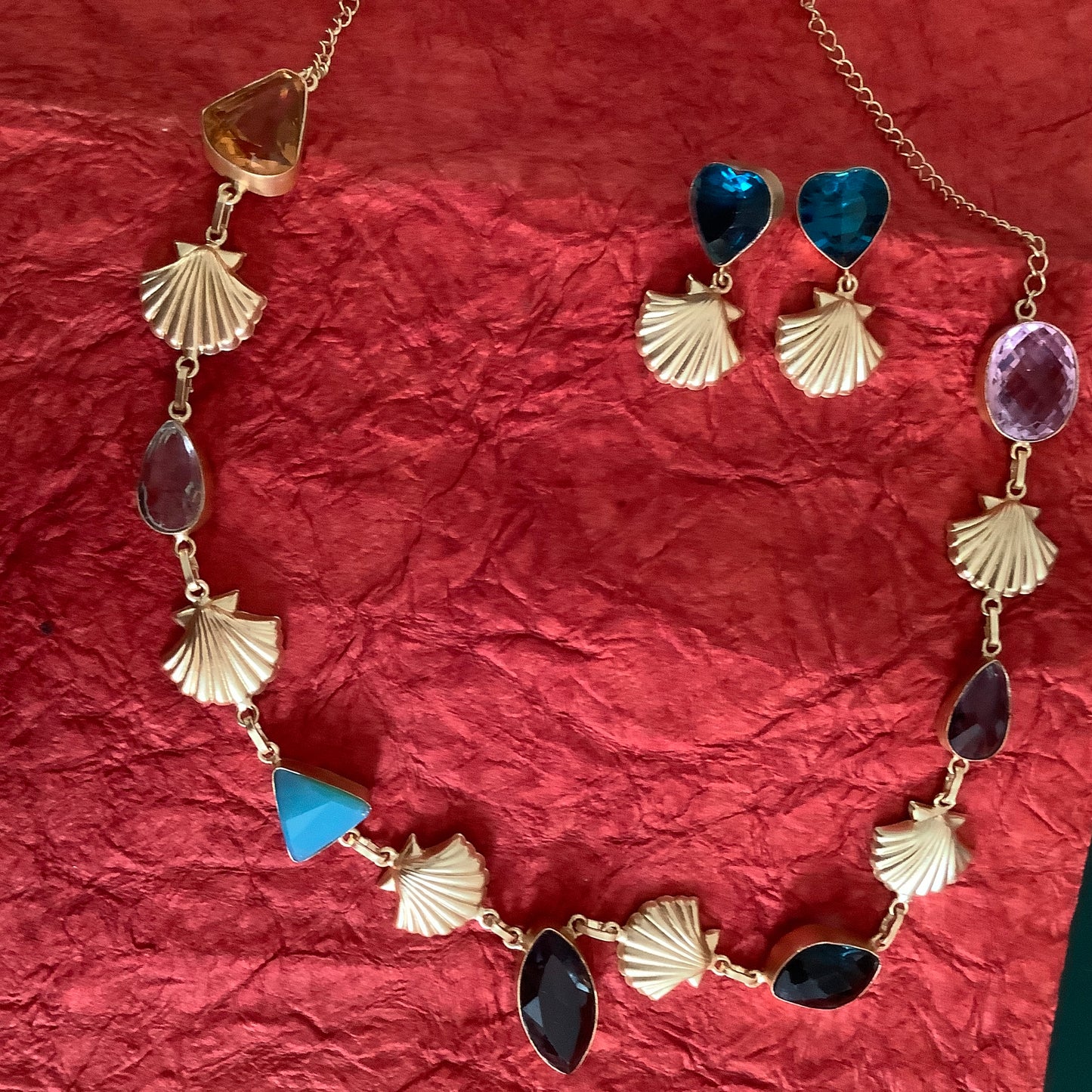 The Shell Necklace